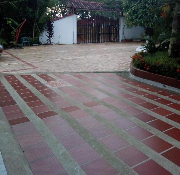 בית מלון כפרי Campestre La Toscana