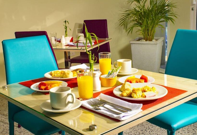 בית מלון כפרי Catedral Inn