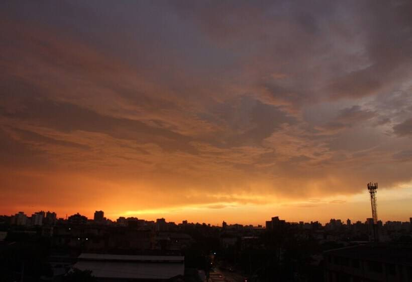 בית מלון כפרי Catedral Inn