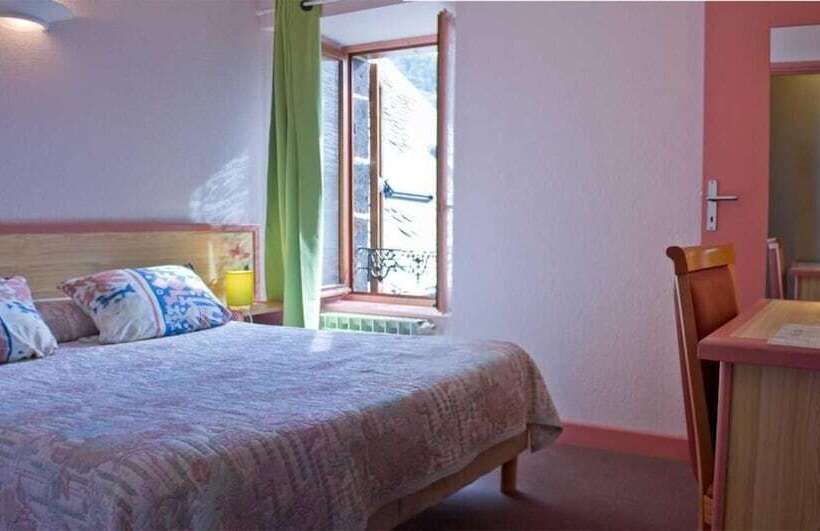 Отель De La Poste