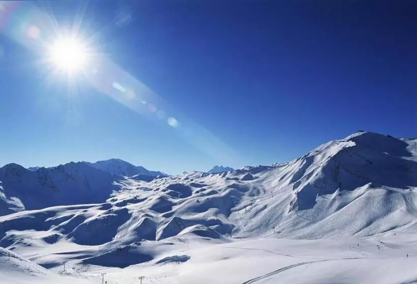 Hotelli Garni Chasa Nova