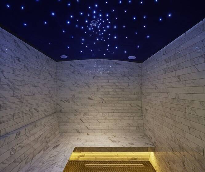 Отель Mandarin Oriental Jumeira Dubai