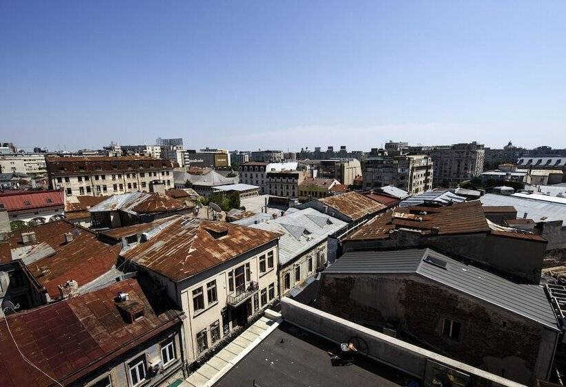New Era Hotel Old Town Bucharest Parking With Fee Nearby