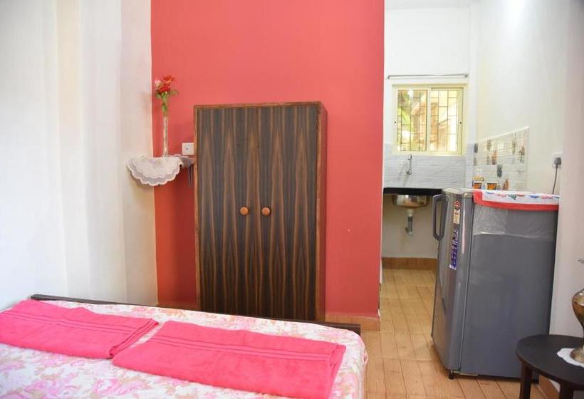 בית מלון כפרי Niki Guest House