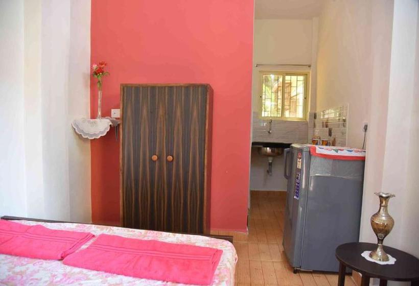 בית מלון כפרי Niki Guest House