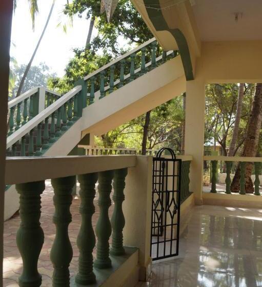 בית מלון כפרי Niki Guest House