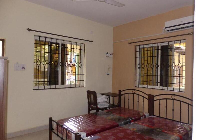 בית מלון כפרי Niki Guest House