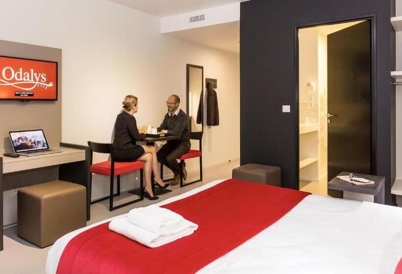 هتل Odalys City Paris XVII