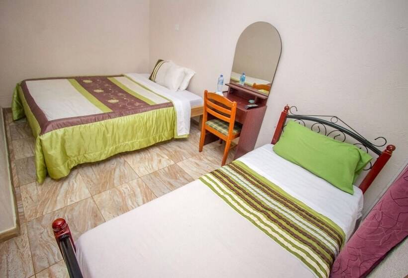 هتل Panorama Cottages Tororo