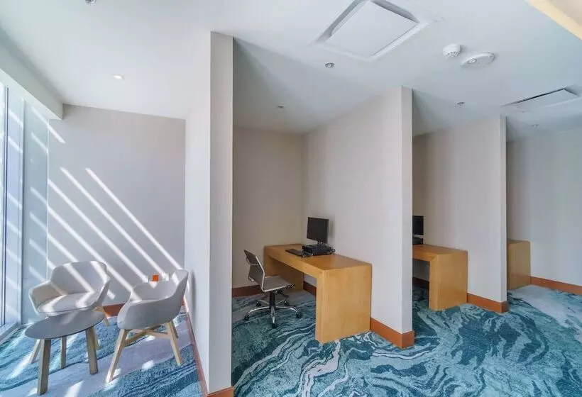 ホテル Renaissance Cancun Resort & Marina