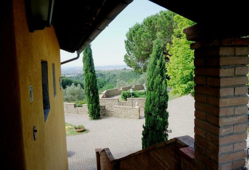 ホテル Il Borgo Di Montereggi