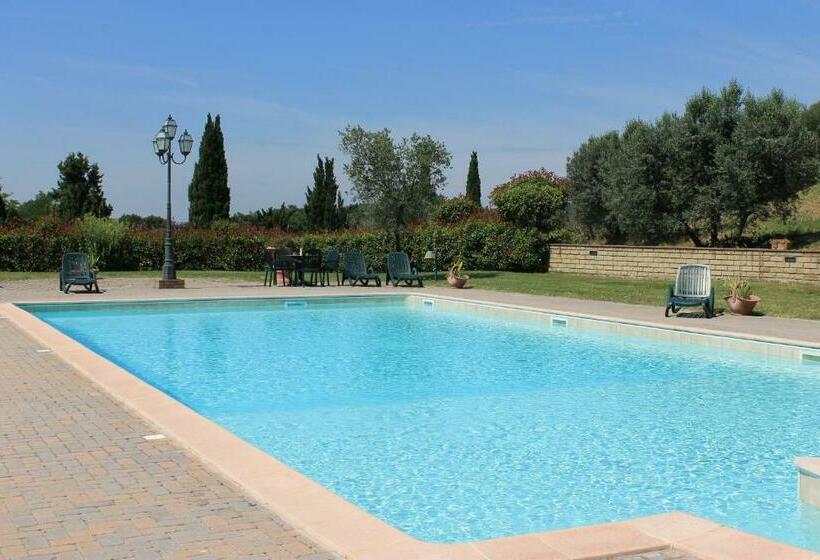 ホテル Il Borgo Di Montereggi