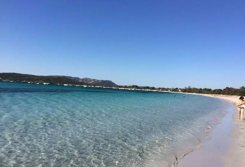 Cala Di Sole Lecci