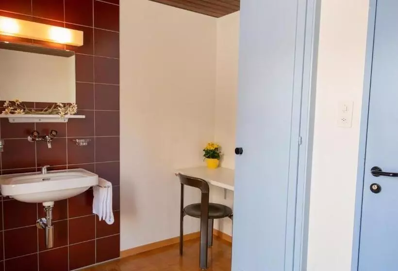 Hotelli Sportchalet Mürren