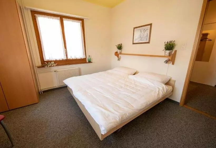 Hotelli Sportchalet Mürren