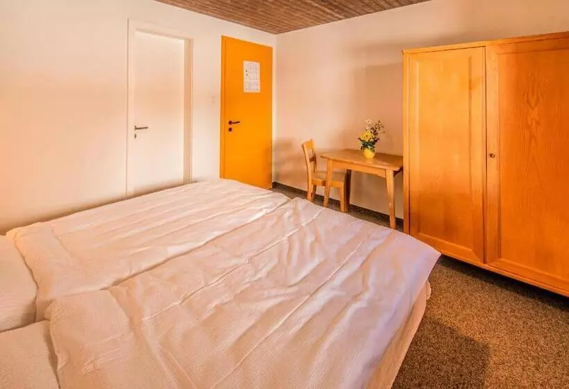 Hotelli Sportchalet Mürren