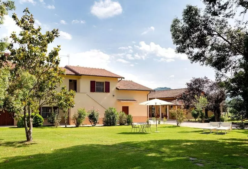 Hotelli Tenuta Lamborghini Golf & Resort