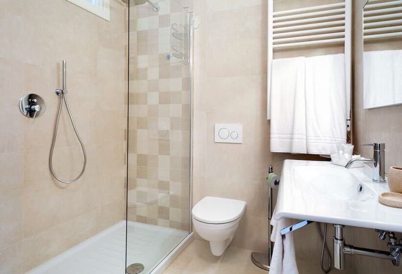 Отель Tenuta Lamborghini Golf & Resort