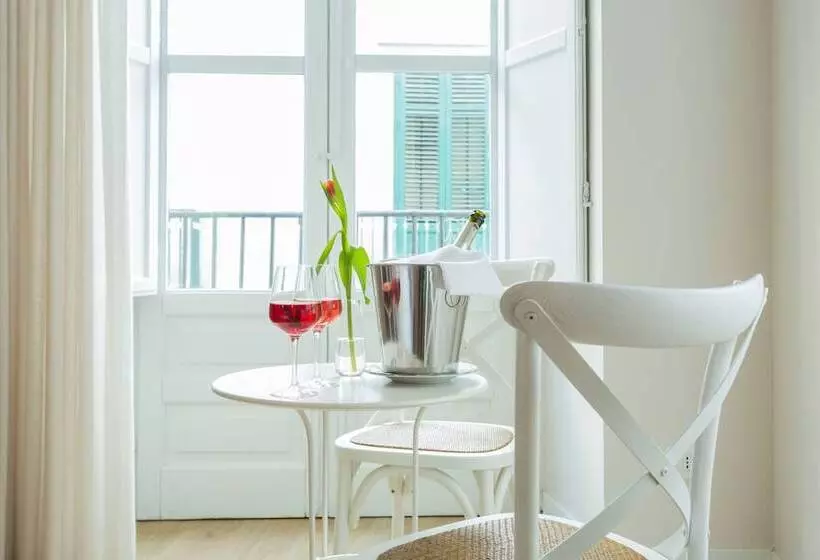 هتل Bellaroto Suite & Spa