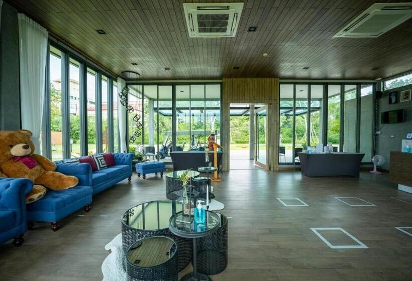 בית מלון כפרי Coral Tree Villa Hua Hin