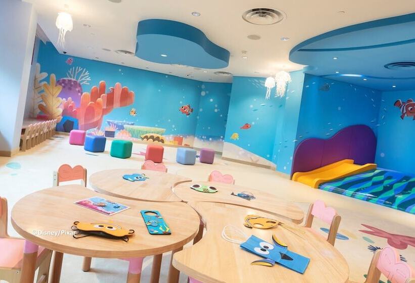 בית מלון כפרי Disney Explorers Lodge