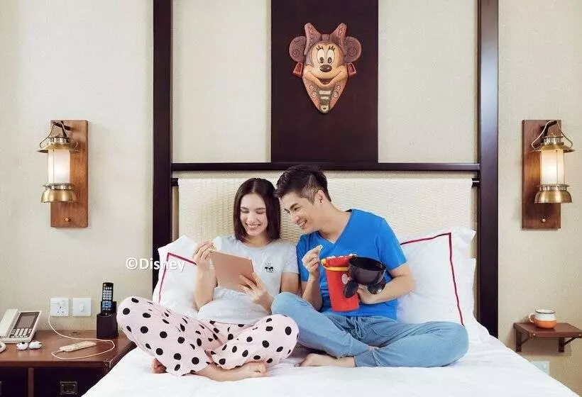 هتل Disney Explorers Lodge