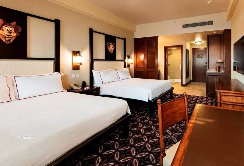 هتل Disney Explorers Lodge