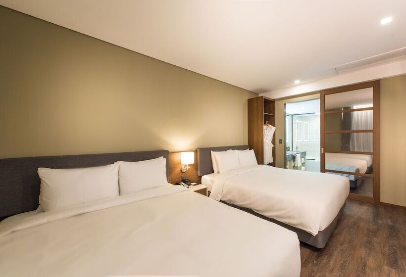 Ena Suite Hotel Namdaemun