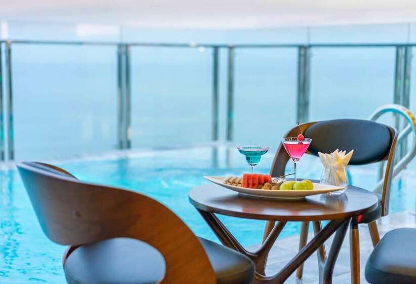 Grand Gold Beach Hotel & Spa