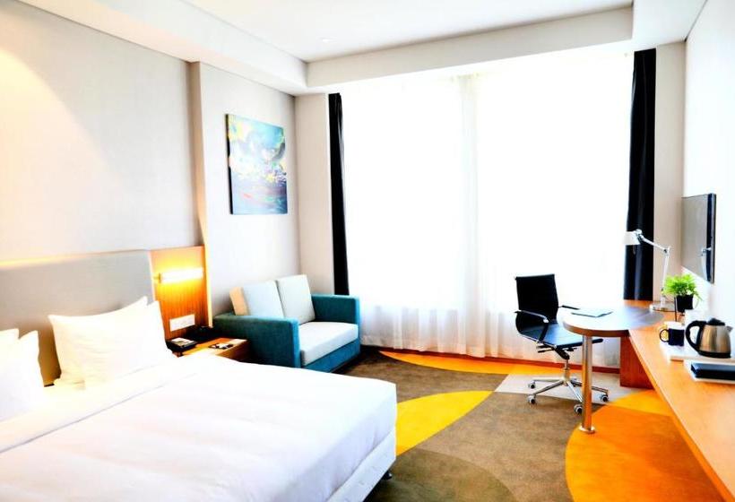 בית מלון כפרי Holiday Inn Express Luoyang Xiyuan