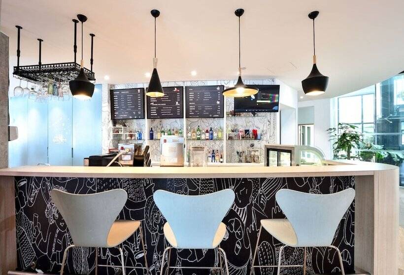 Hotel Ibis Yichang Bayi Rd