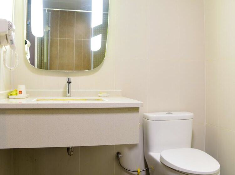 Hotel Ibis Yichang Bayi Rd