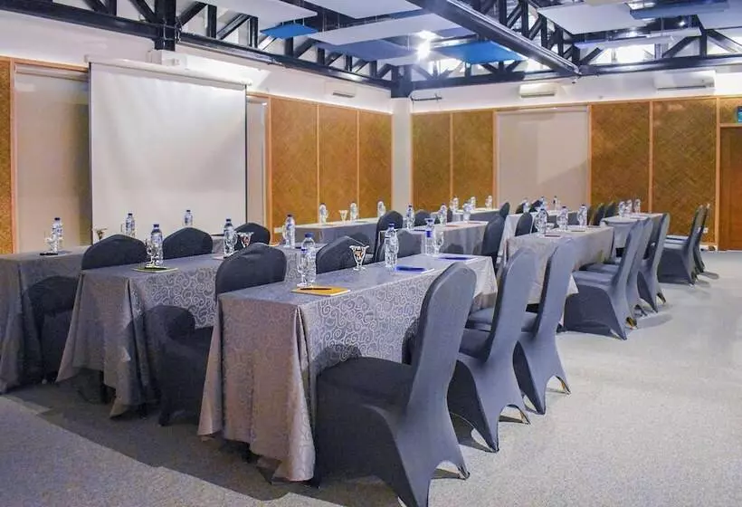 Hotelli Natra Bintan A Tribute Portfolio Resort