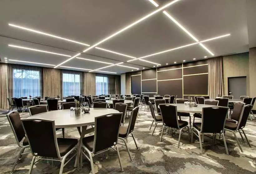 ホテル The Rose Chicago, Tapestry Collection By Hilton