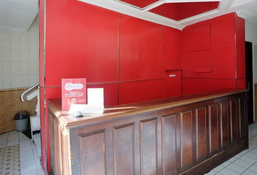 فندق Zen Rooms Basic Kalimas Sunan Ampel