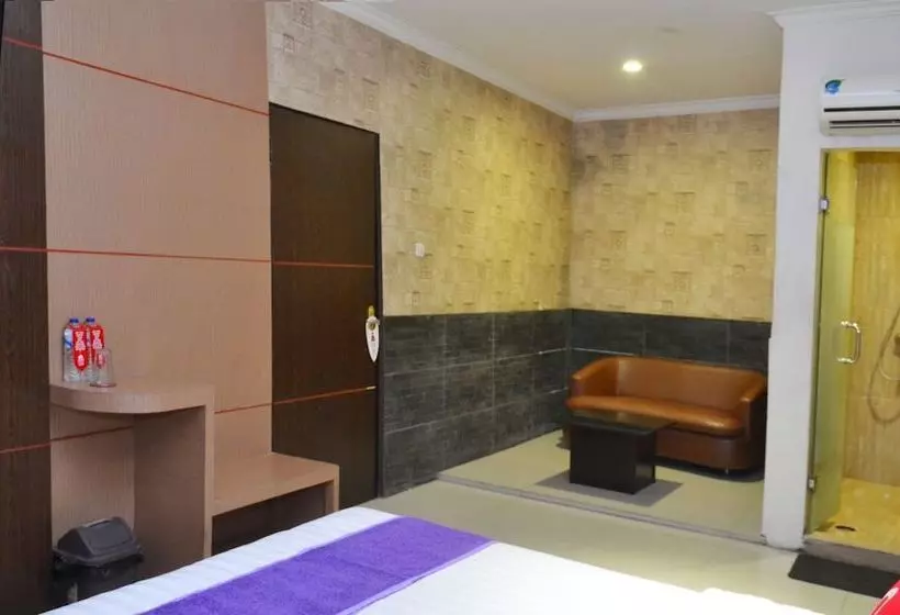 Hotelli Zen Rooms Basic Kalimas Sunan Ampel