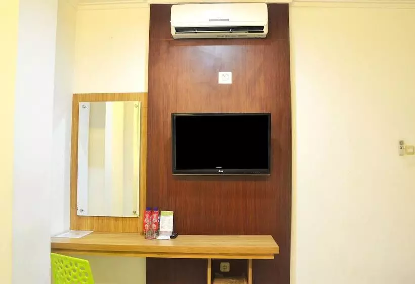 Hotelli Zen Rooms Basic Kalimas Sunan Ampel