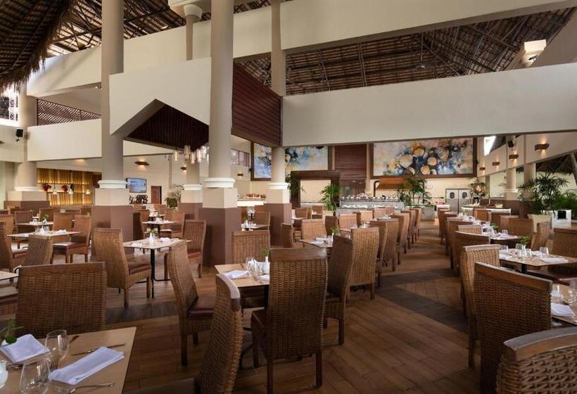 استراحتگاه Impressive Punta Cana