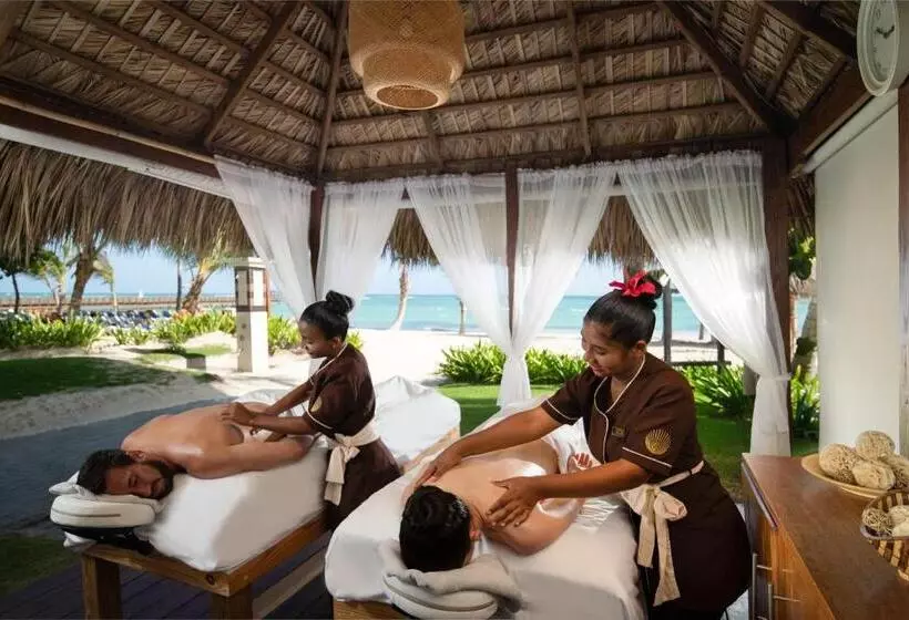 Lomakeskus Impressive Punta Cana