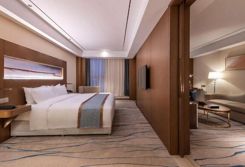 Novotel Qingdao New Hope