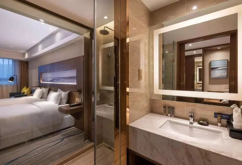 Novotel Qingdao New Hope
