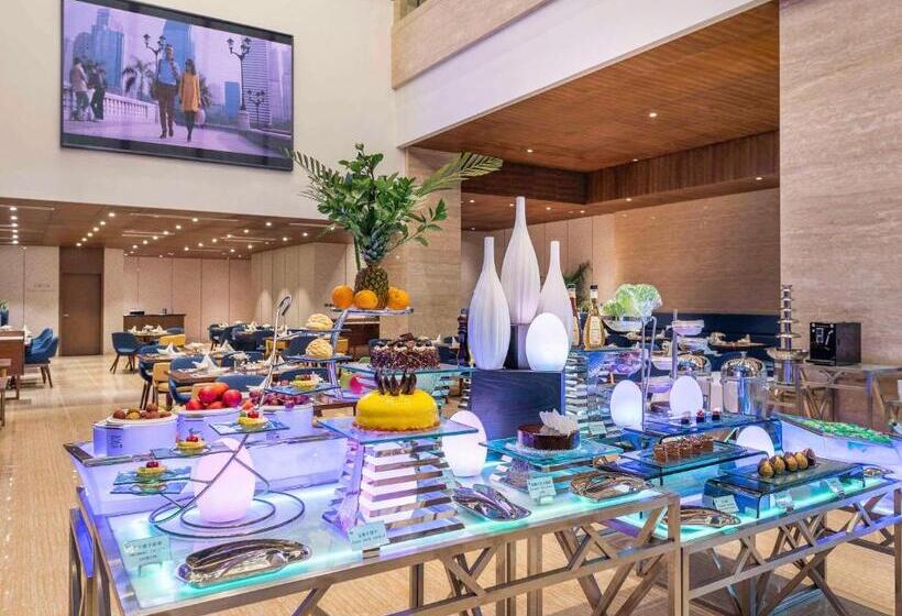 Novotel Qingdao New Hope