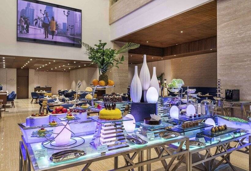 Novotel Qingdao New Hope