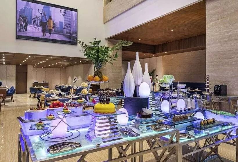Novotel Qingdao New Hope
