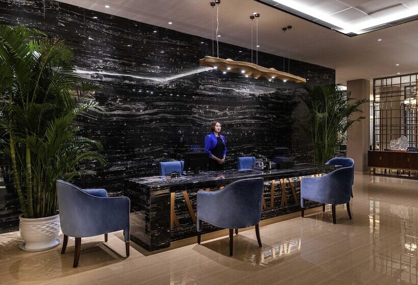 Novotel Qingdao New Hope