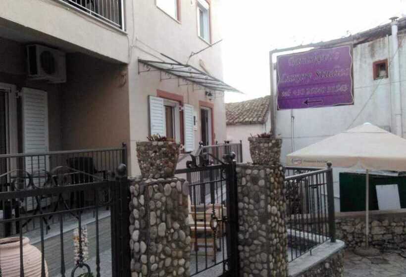 Paraskevi's Luxury Studios