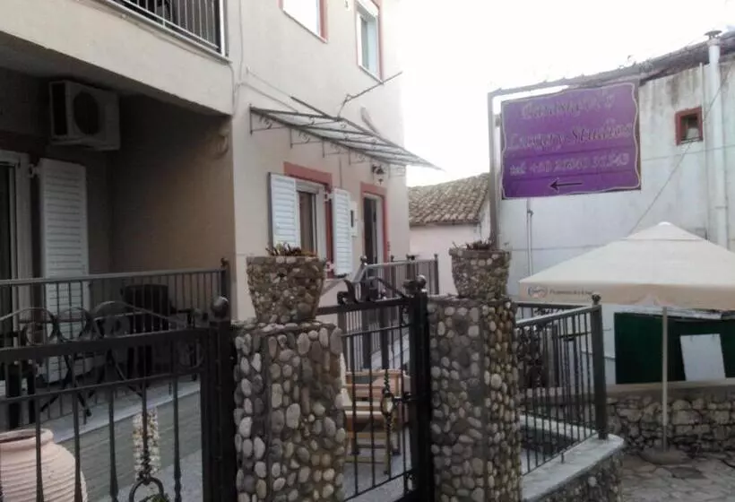 Paraskevi's Luxury Studios