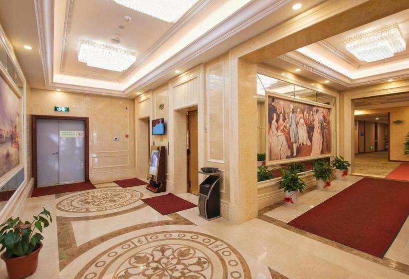 Otel Vienna Shanghai Jinshan Xincheng Wanda