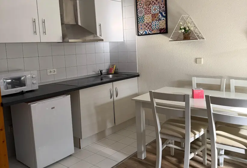 Apartamentos La Cabaneta Mikka Sky