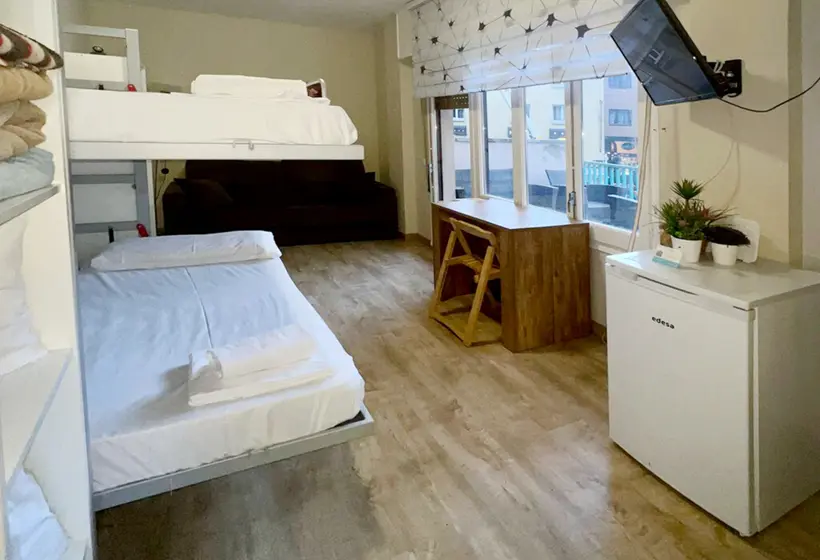 Apartamentos La Cabaneta Mikka Sky